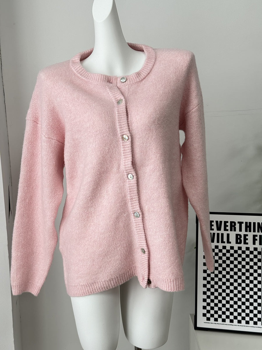 Soft and lazy fleece cardigan with floral buttons and a knitted round neck, versatile for daily use