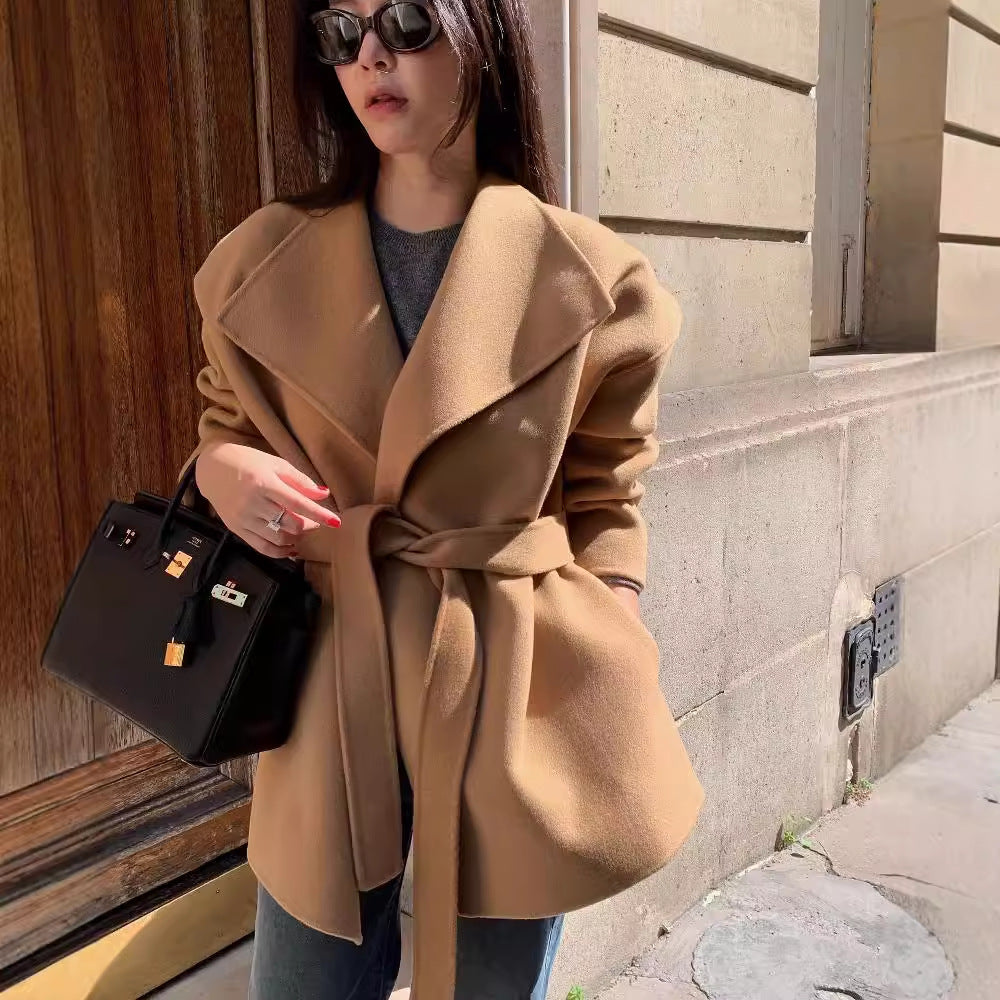 chic autumn and winter versatile and elegant large lapel tie, waist-cinching and slimming solid color long-sleeved woolen coat for women